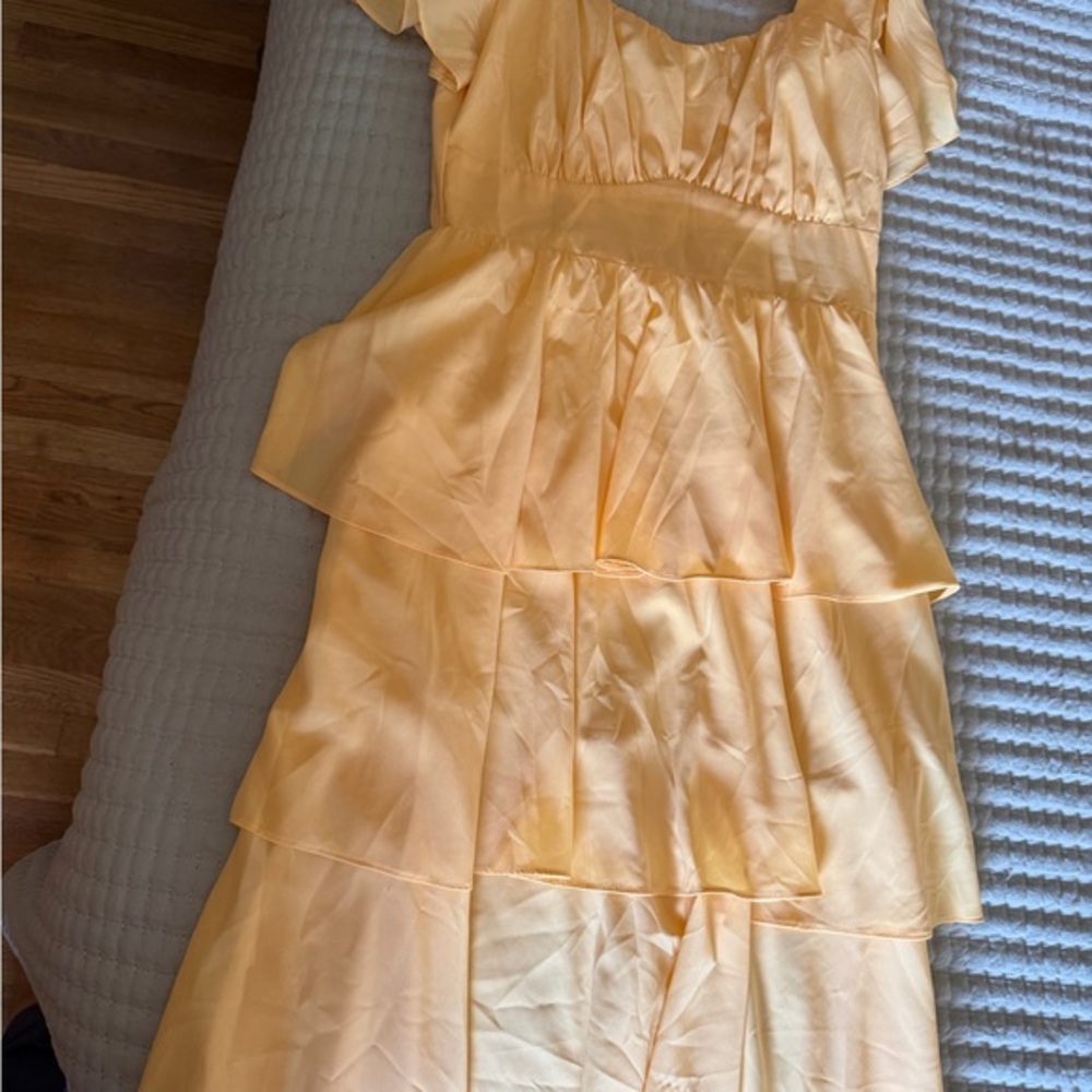 Charming Yellow Dress